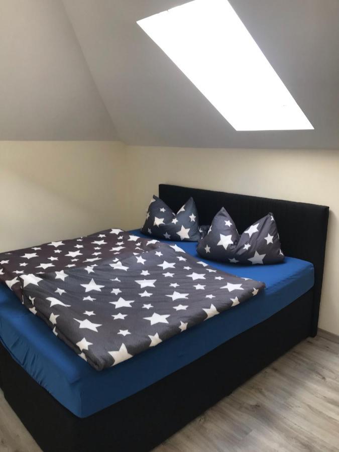 Workers Sleep Appartement Wilhelmshaven Buitenkant foto